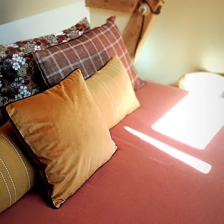 Montreuil-sur-mer Petit Dejeuner Inclus Ecuires